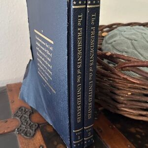 The Presidents of the United States Book Set